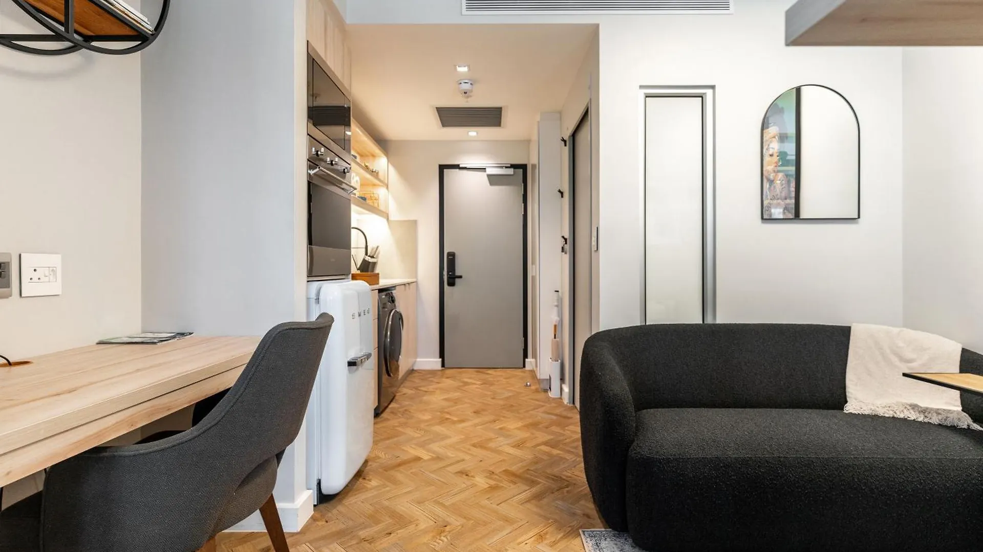 Azure Pod Apartment Cape Town 0*,